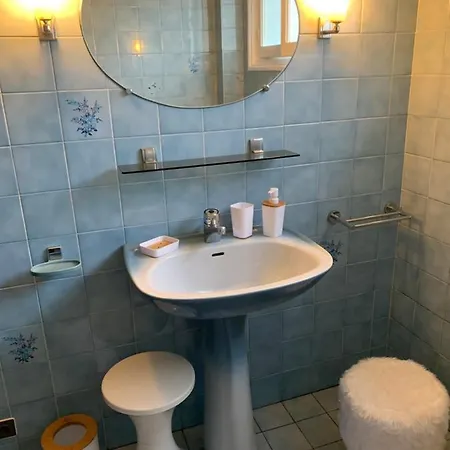 A Louer Appartement En Rez De Chaussee Dans Une Maison * Arcangues